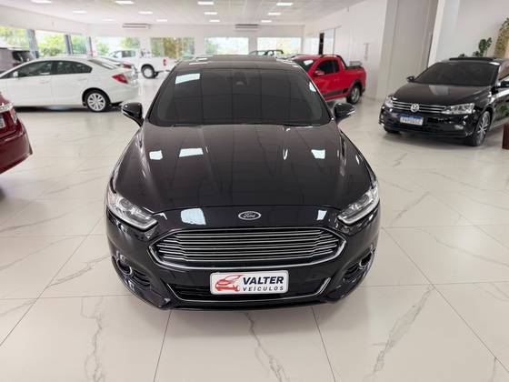 FORD FUSION 2.0 TITANIUM AWD 16V GASOLINA 4P AUTOMÁTICO FORD FUSION 2.0 TITANIUM AWD 16V GASOLINA 4P AUTOMÁTICO